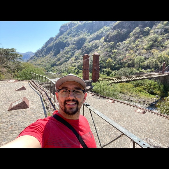 Meet your Posher, Ricardo - Picture 3 of 6